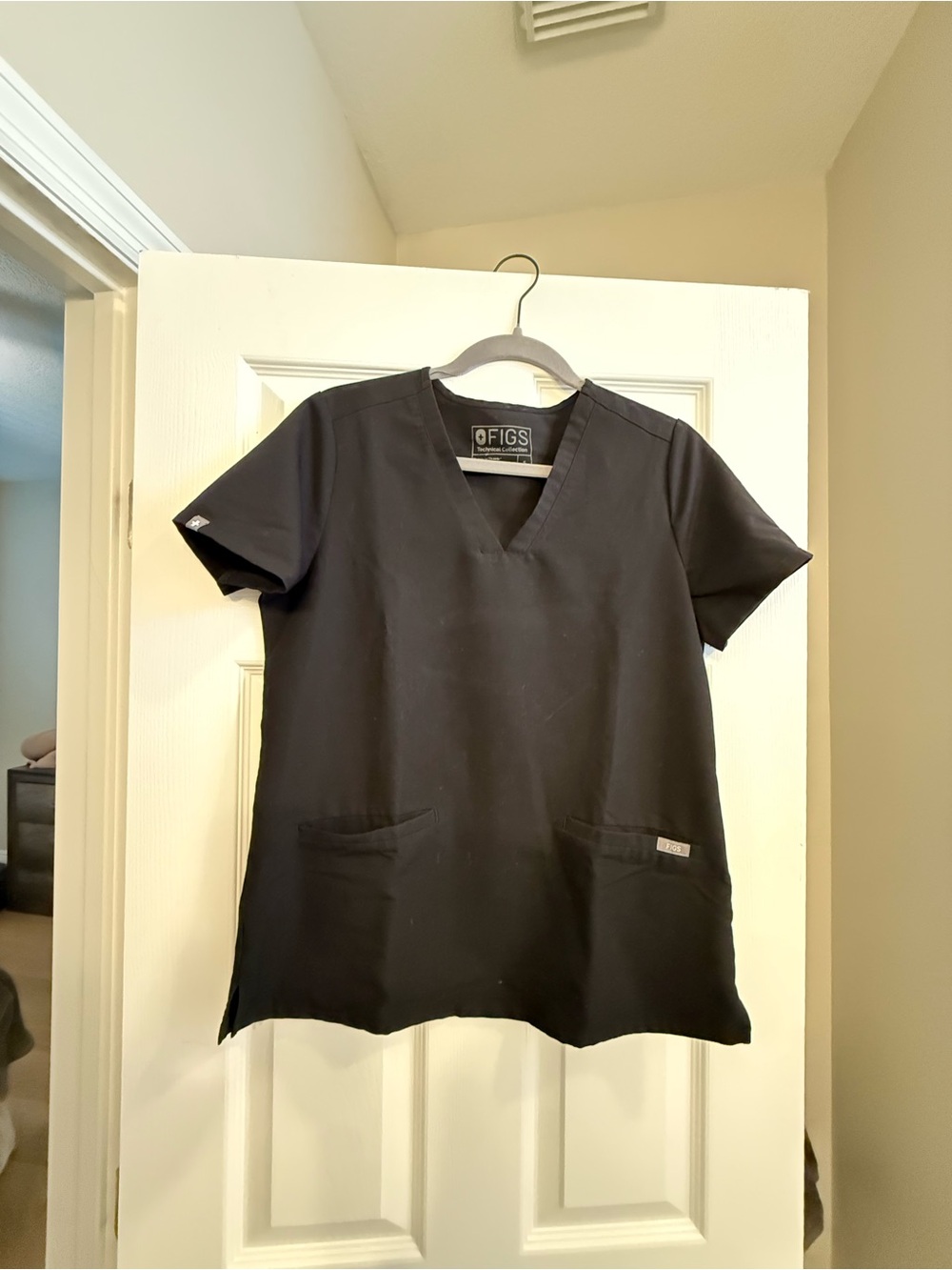 FIGS Black V-Neck Medical Scrub Top